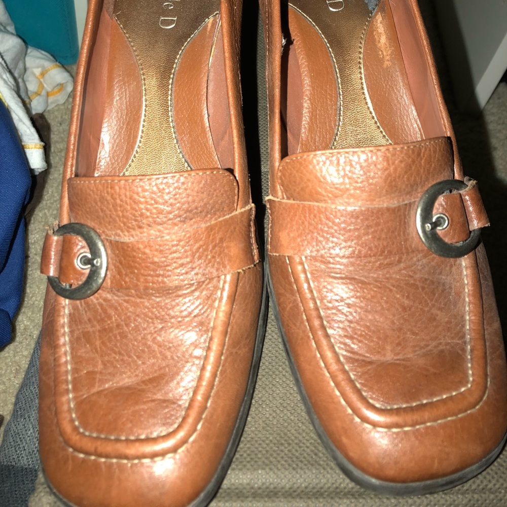 Woman’s Dress Shoes